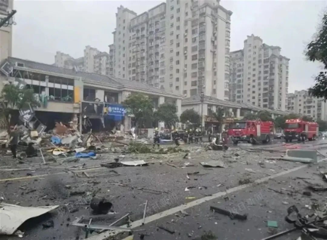 江苏烧烤店爆炸致1死1伤
